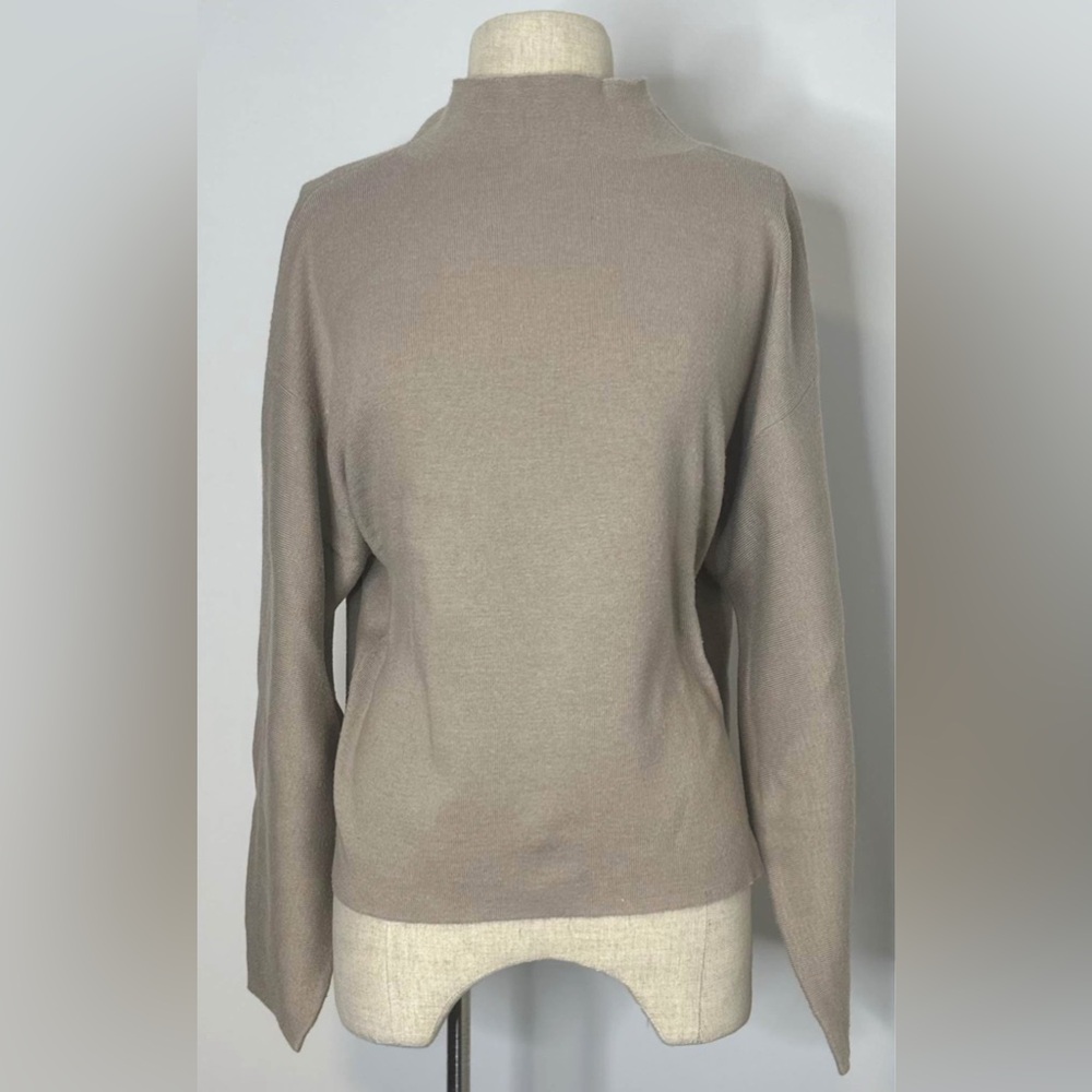 H&M: Taupe Turtleneck Sweater